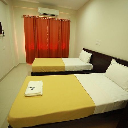 Riva Residency Hotel Palakkad Bagian luar foto